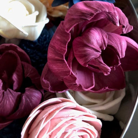 Hopeless Romantic Dyed Sola Wood Flowers